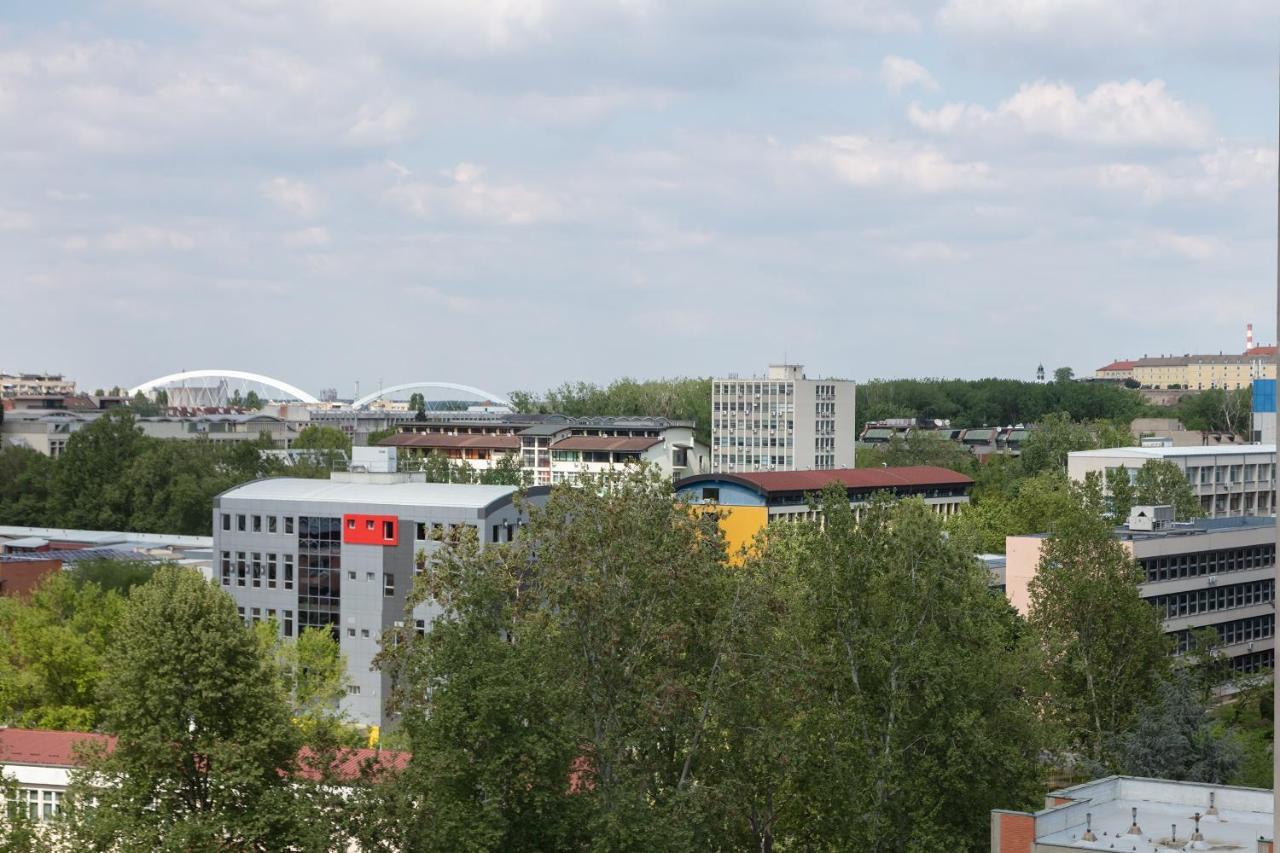 Sweet Home Danube Liman Apartment โนวีซาด ภายนอก รูปภาพ